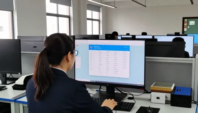 成都灵巨梨网络科技有限公司专注短视频运营领域,提供短视频运营服务
